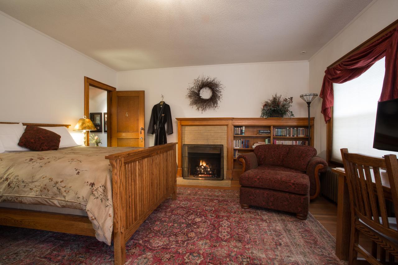 Stewart Inn Wausau Ngoại thất bức ảnh