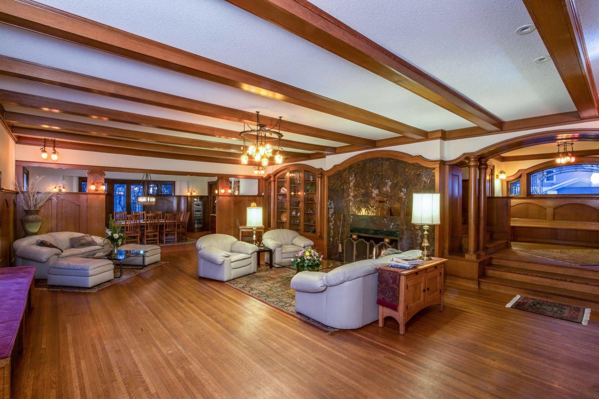 Stewart Inn Wausau Ngoại thất bức ảnh