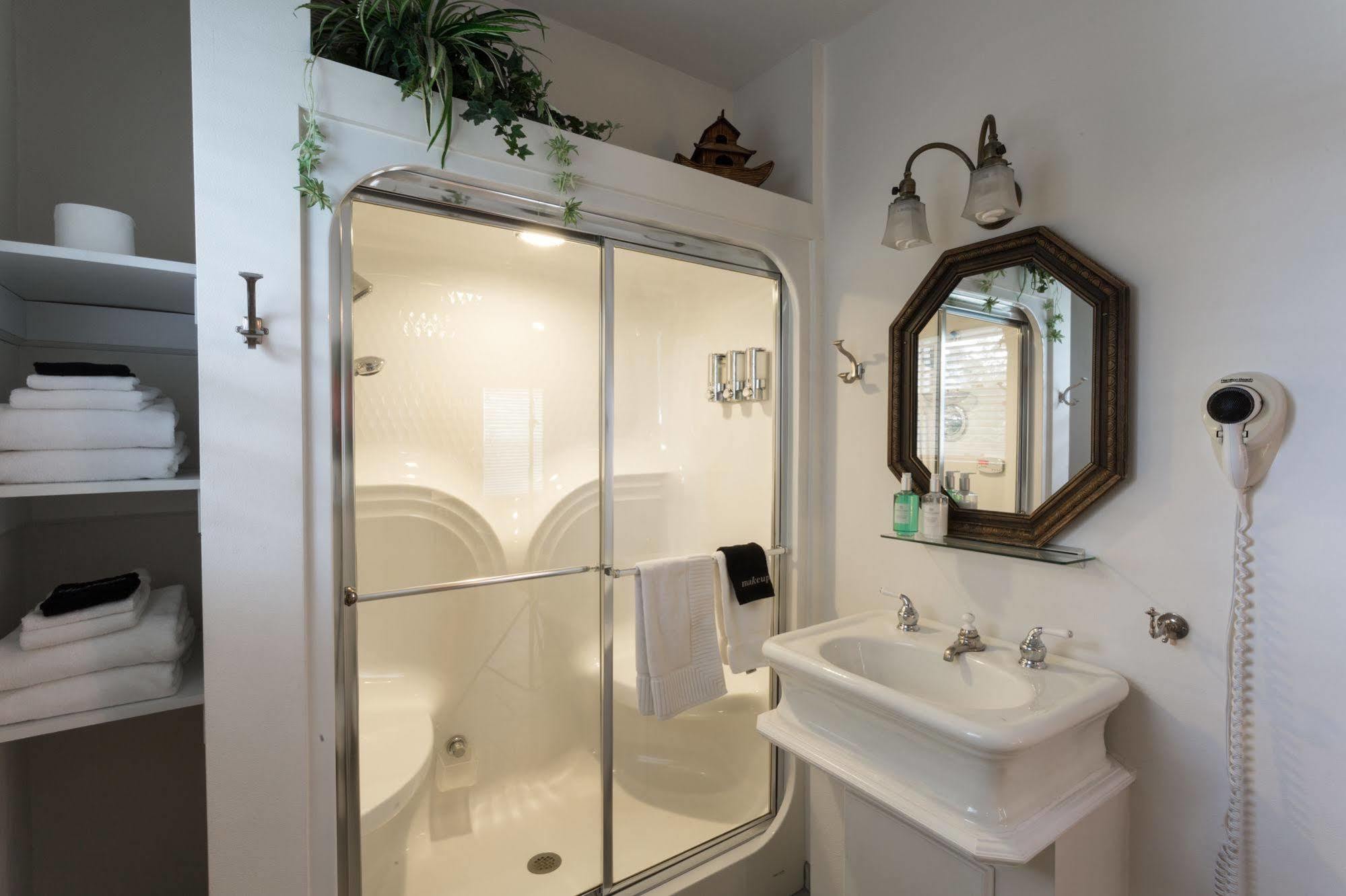 Stewart Inn Wausau Ngoại thất bức ảnh