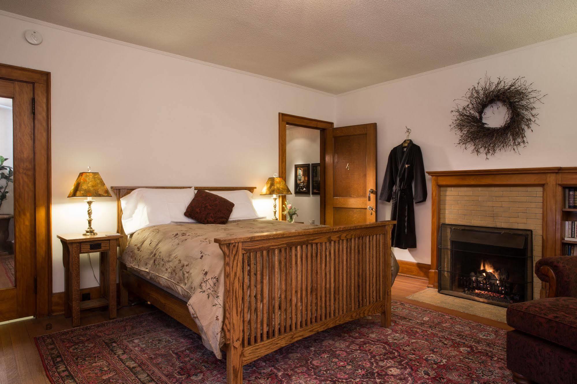 Stewart Inn Wausau Ngoại thất bức ảnh